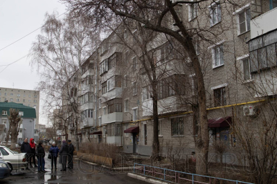 Заместитель главы города, директор департамента ЖКХ Роман Медведев продолжает выезжать на проблемные адреса