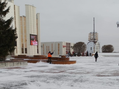 Чтобы было чисто. Городская Дирекция парков и скверов продолжает обслуживать городские территории