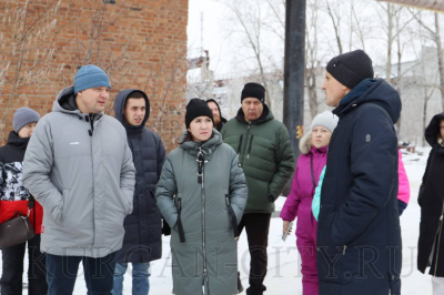 Временно исполняющий полномочия главы города Кургана Антон Науменко проконтролировал ремонты школ и домов МУП 