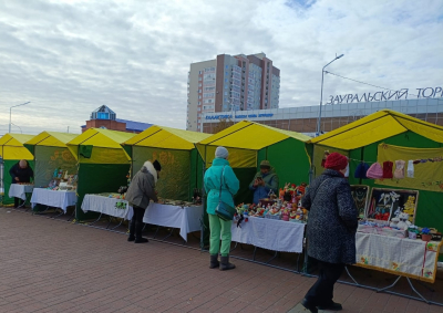 На Троицкой площади состоялась Покровская ярмарка