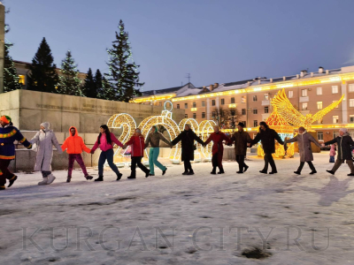 Третий день масленицы – «лакомку» - встретили курганцы народным гулянием