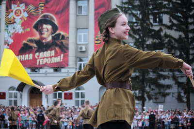 Председатель Общественной палаты  города Кургана Елена Моторина поздравила горожан с присвоением Кургану почётного звания «Город трудовой доблести»