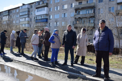 Временно исполняющий полномочия главы города Кургана Антон Науменко  проконтролировал работы по благоустройству и уборке города