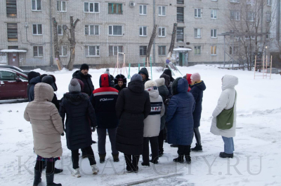 Роман Медведев провел очередное собрание с жителями домов по адресам Половинская, 8 и 8а