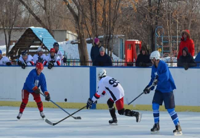 2 марта в с. Менщиково состоялся ежегодный турнир по хоккею с шайбой "Кубок Главы"