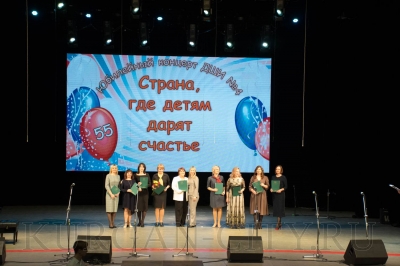 «Страна, где детям дарят счастье». Детская школа искусств № 4 отметила юбилей