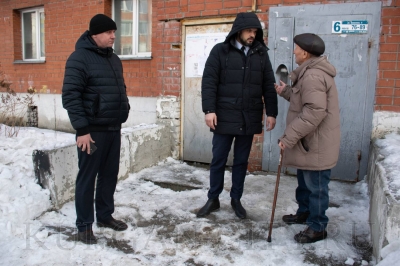 Директор департамента ЖКХ Роман Медведев провел выезд по обращениям горожан на «горячую линию»