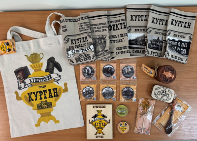 Четыре победы в четырёх номинациях одержала курганский мастер на окружном этапе «Туристического сувенира» в Абакане